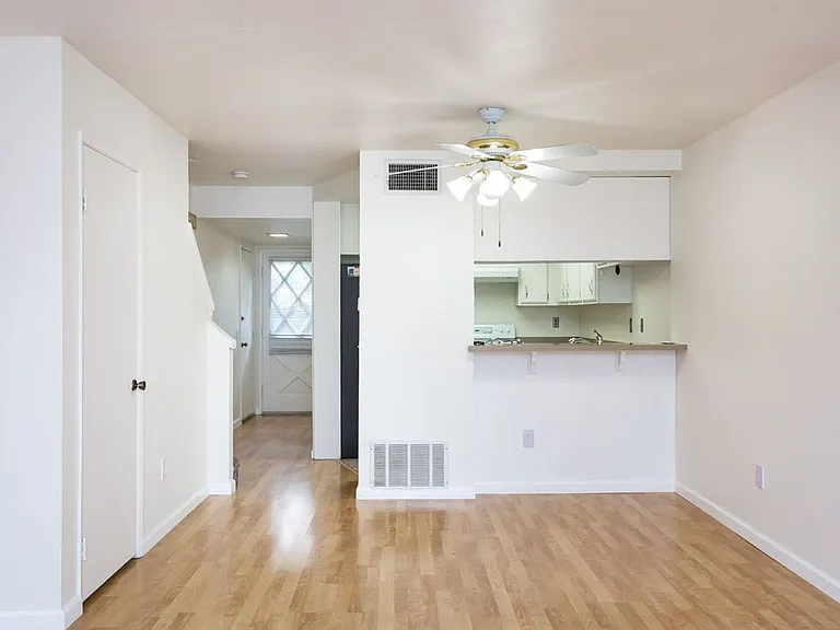 3988 60th St #24 — Photo 7