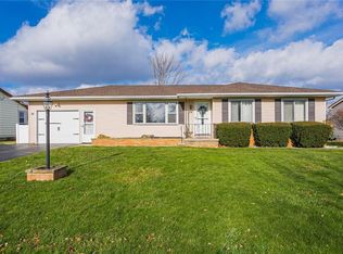 24 Landau Dr, Rochester, NY 14606