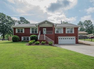 1513 Moncrief Rd, Gardendale, AL 35071