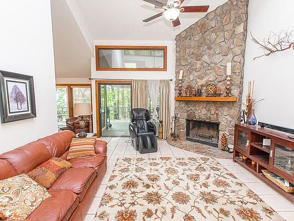 4th image of 5360 Pine Cir