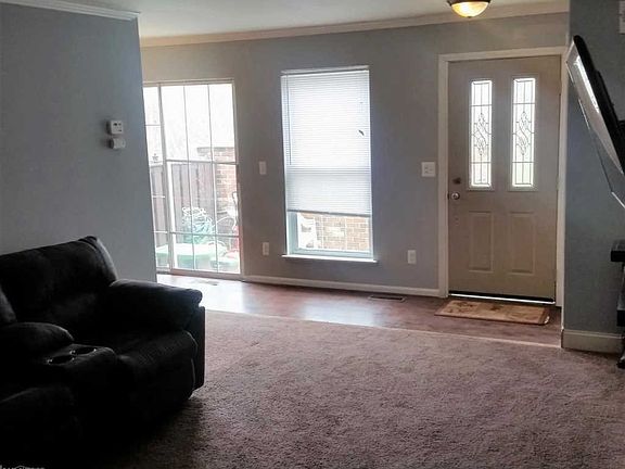 5th image of 39605 Old Dominion Dr