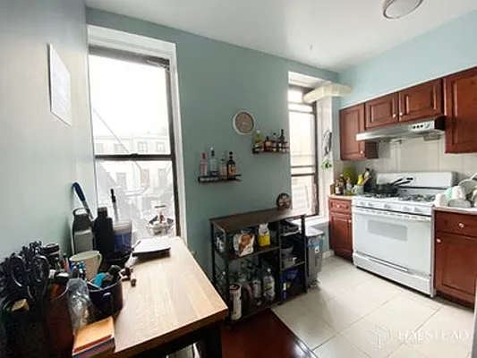 Rented by Halstead Real Estate | media 27