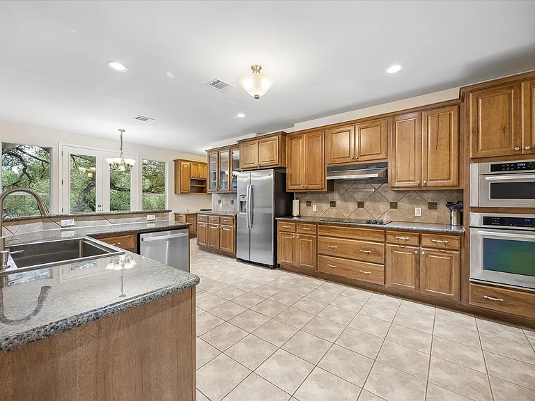 313 S Flamingo Dr — Photo 11
