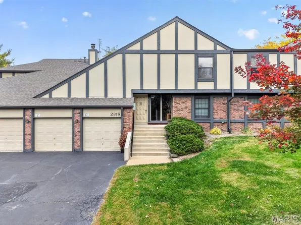 2316 Seven Pines Dr Unit 6, Saint Louis, MO 63146