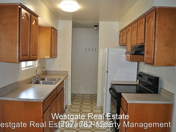 2nd image of 4 Oliva Dr #D