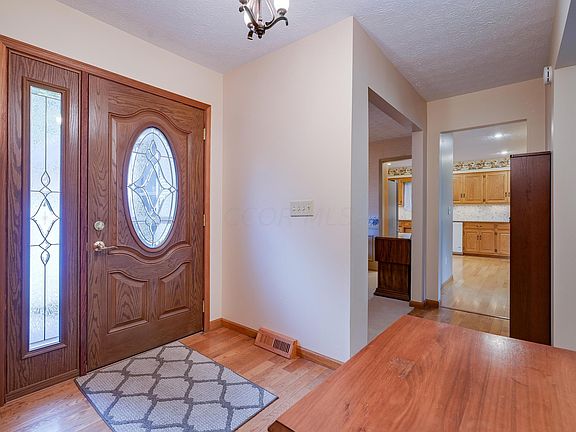 5th image of 5060 N Lake Hill Dr