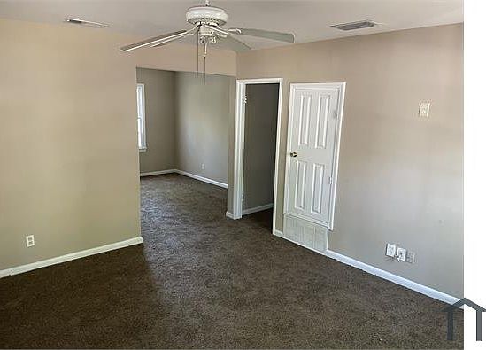 2nd image of 2757 Farnell Dr