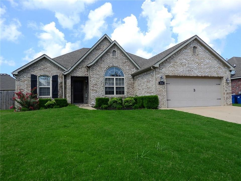 1st image of 3104 SW Briar Creek Ave