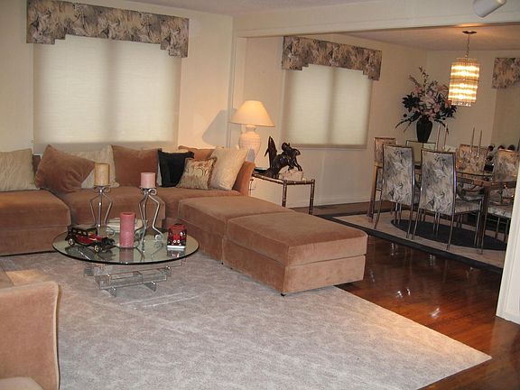 huge living/dining rooms