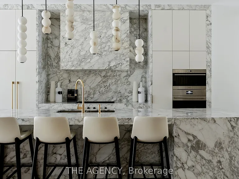 126 Sherwood Ave — Photo 12