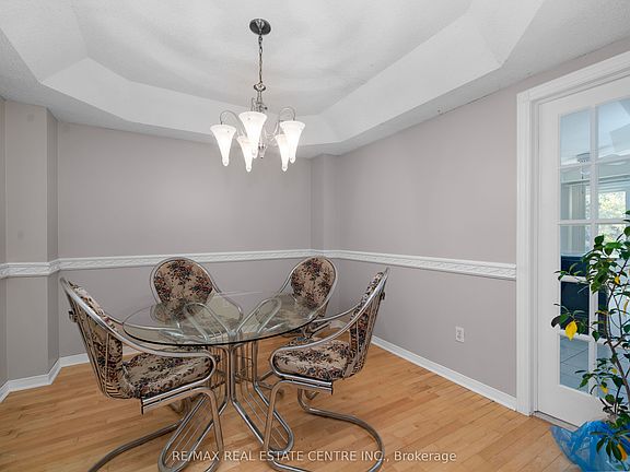 3rd image of 39 Killaloe Cres