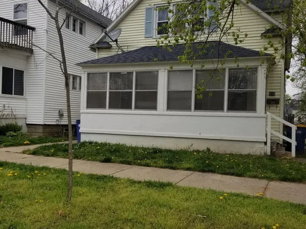 215 Dean St NE #2, Grand Rapids, MI 49505