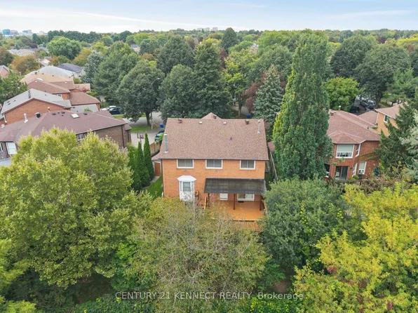 38 Rosemount Ave, Markham, ON L3T 6S7
