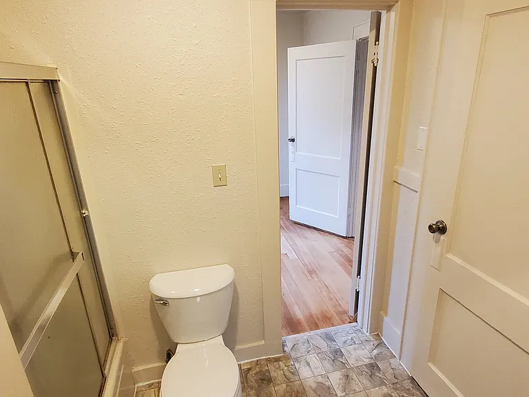 106 Knapp Ln — Photo 6