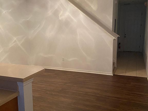 2nd image of 3089 Seaview Castle Dr