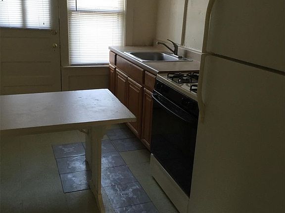 4th image of 426 N 40th St Unit A