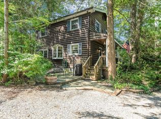 32 Rose Ct, Northport, NY 11768