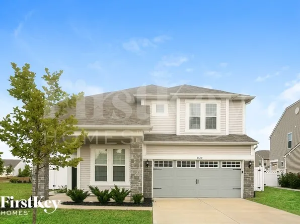 6640 Harvest Moon Ln, Whitestown, IN 46075