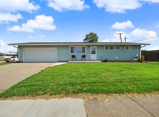 916 W Cloud St, Salina, KS 67401