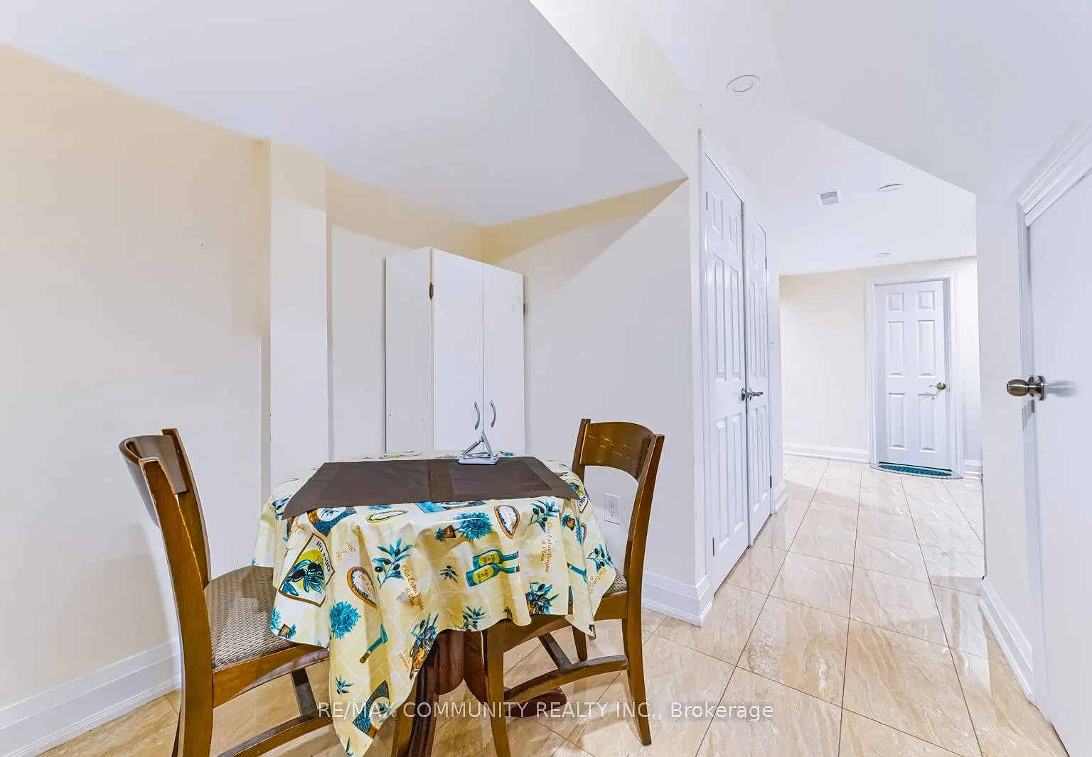 238 Orton Park Rd — Photo 4