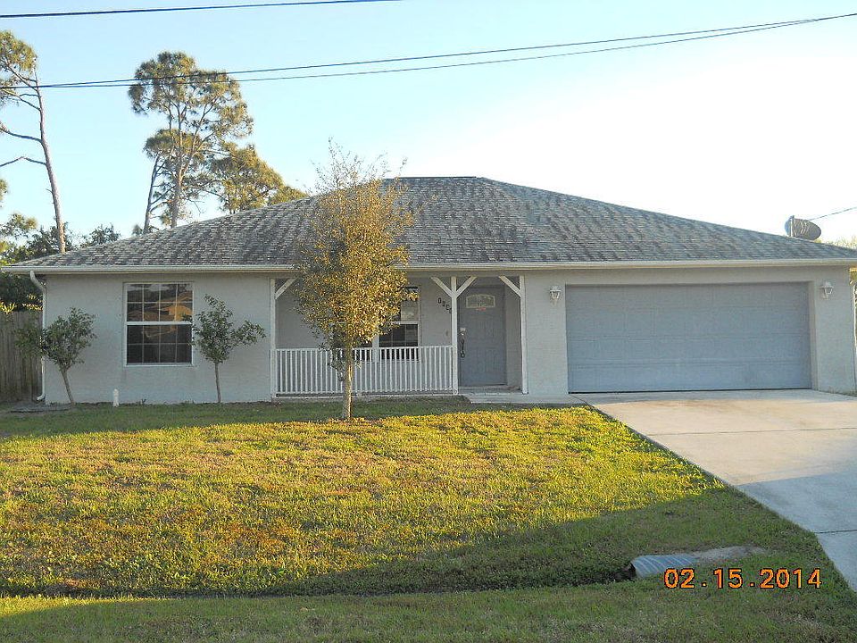 Home For Sale In Port saint lucie