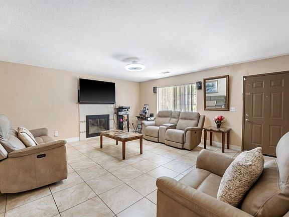2nd image of 216 Barros St