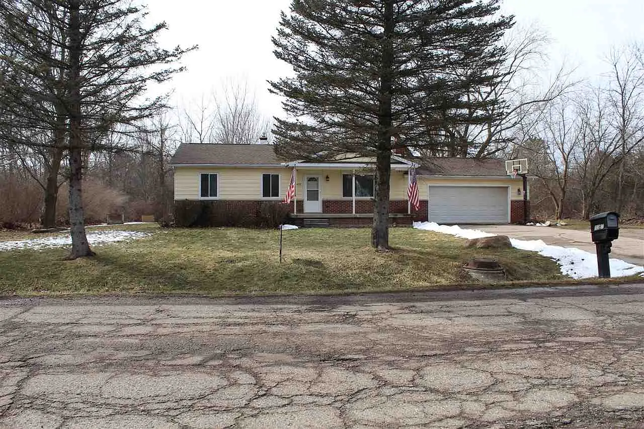 3363 Ann Dr photo 1