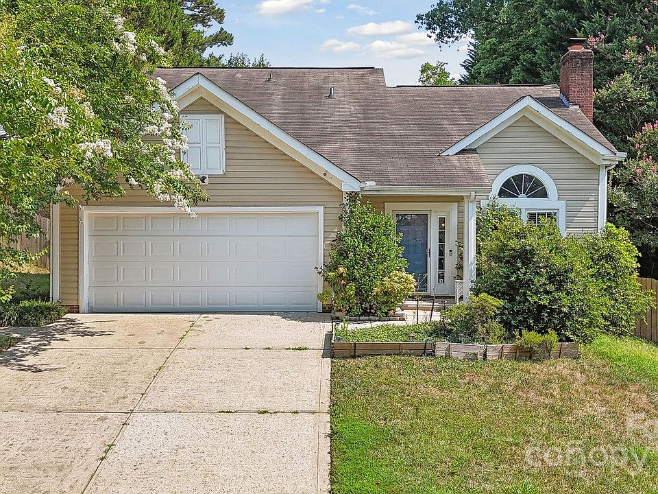 1st image of 14607 Sapphire Ln