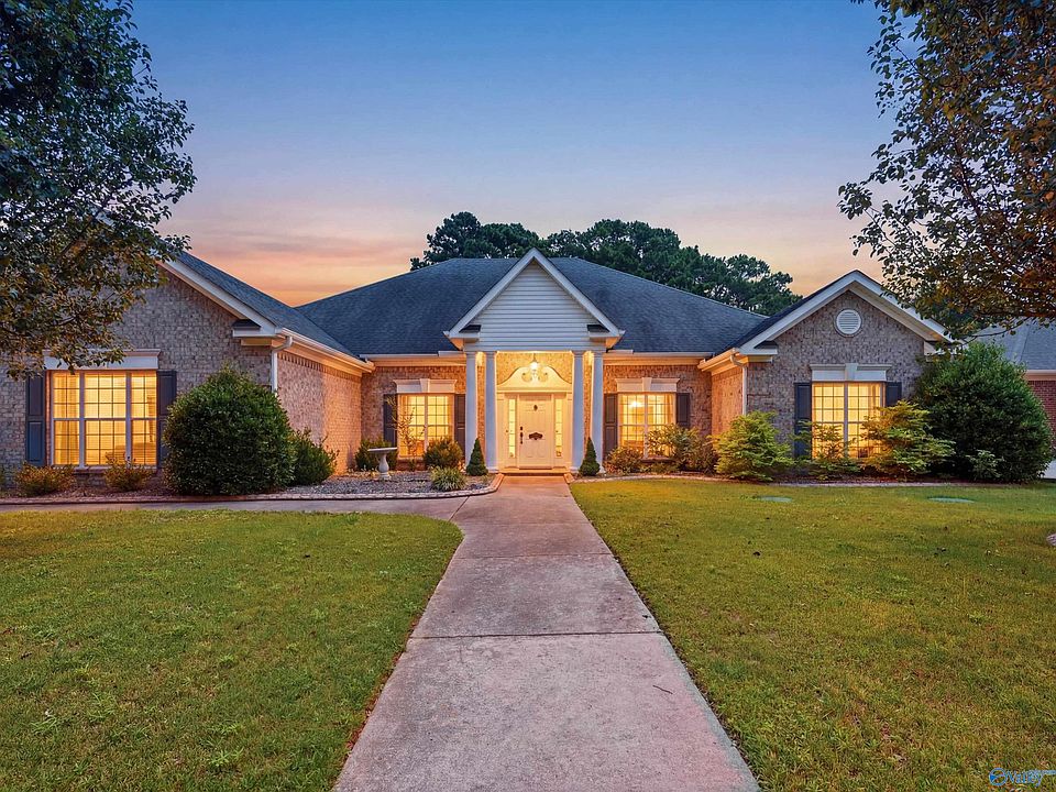1st image of 109 Crystal Springs Dr
