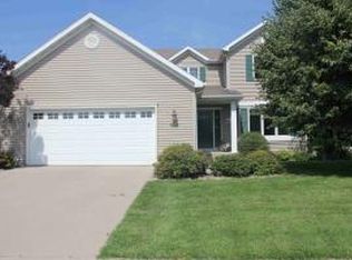 5201 Cervantes Dr, Ames, IA 50014