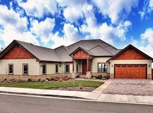 5613 Saddle Ridge Dr, Medford, OR 97504