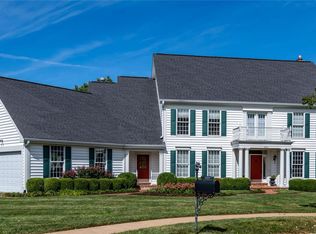 2009 Hunters Field Rd, Saint Louis, MO 63122