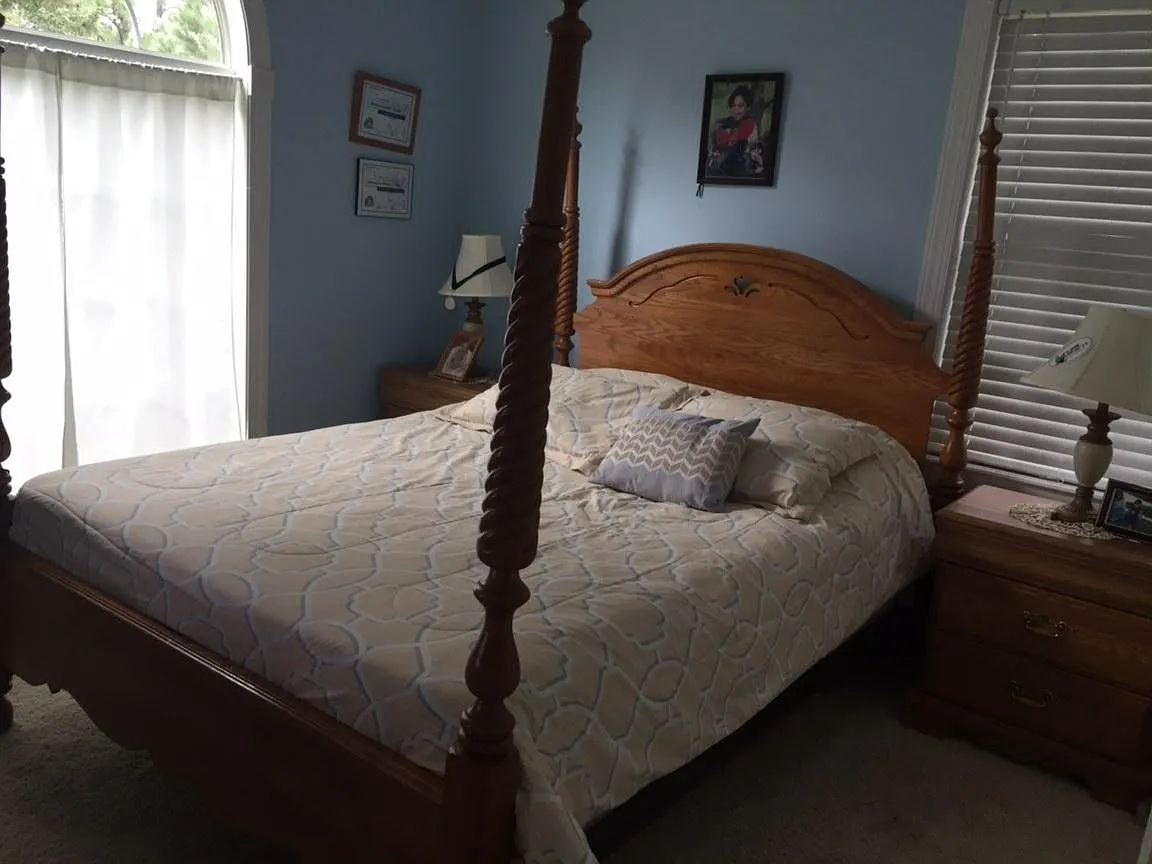 3 bed, 2.5 bath, 1800 sqft, $2,300 — Photo 3