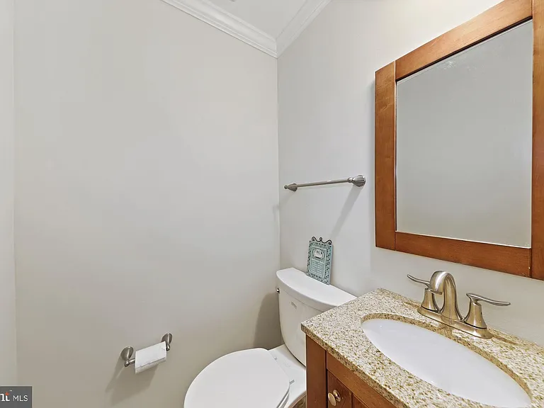 10511 Smithy Ct — Photo 10