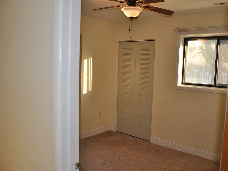 3rd bedroom/office/playroom