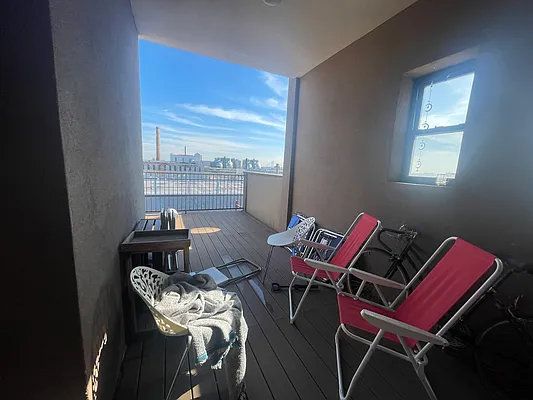 Rented by MySpaceNYC | media 33