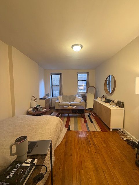 1st image of 1492 2nd Ave APT 2B