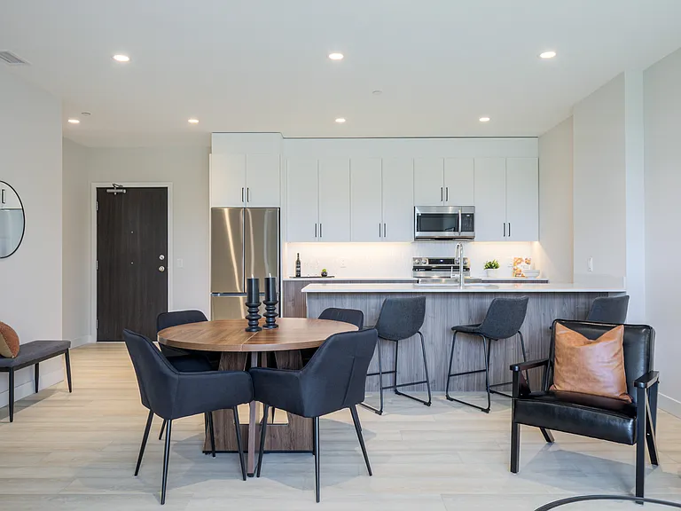 30 Queensland Rd — Photo 19