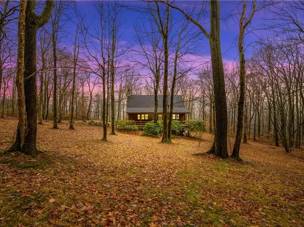 2744 Indian Head Rd, Champion, PA 15622