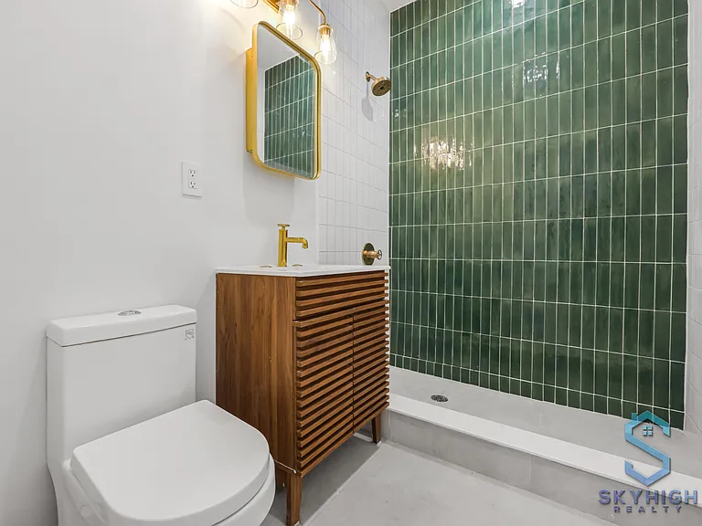 36 Howard Ave #1B — Photo 13