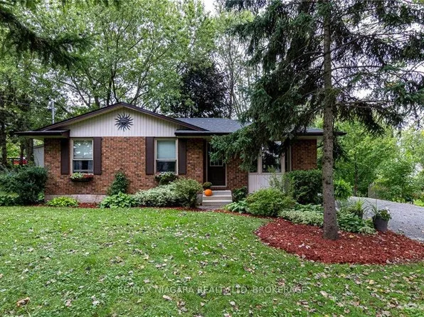 150 Elmwood Ave, Fort Erie, ON L0S 1B0