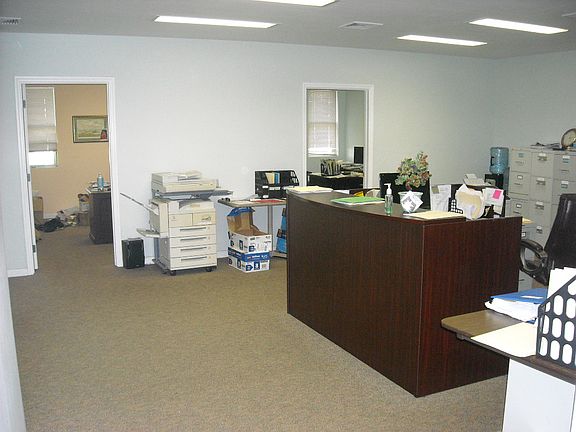 3rd image of 5379 Arthur Kill Road