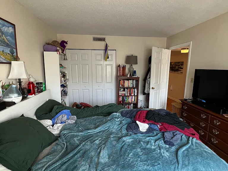 340 Franklin St #3 — Photo 15