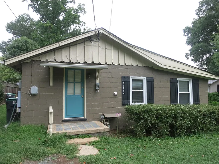1114A Wellford St — Photo 1