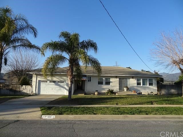 1st image of 33862 Lincoln Dr