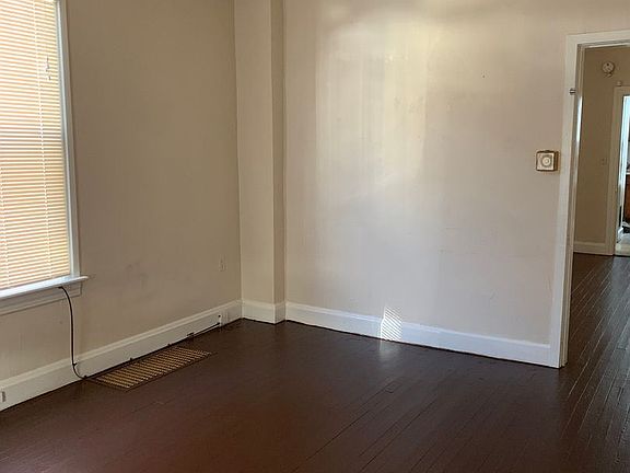 2nd image of 228 N Locust St APT 1