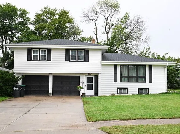 6320 N 68th St, Omaha, NE 68104