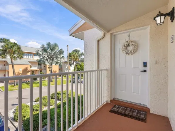 690 99TH AVENUE N #201, ST PETERSBURG, FL 33702