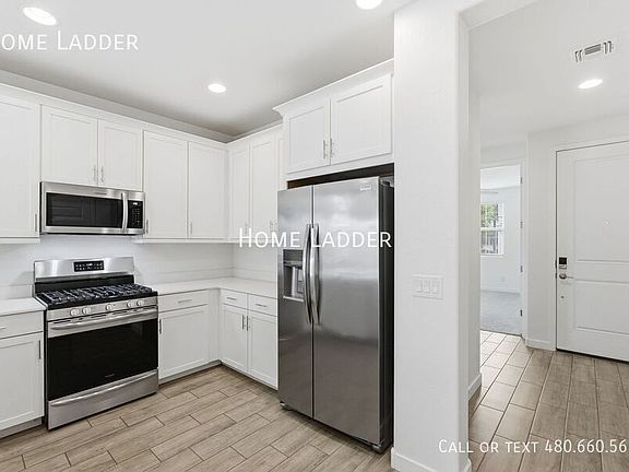 3rd image of 4064 E Catclaw St