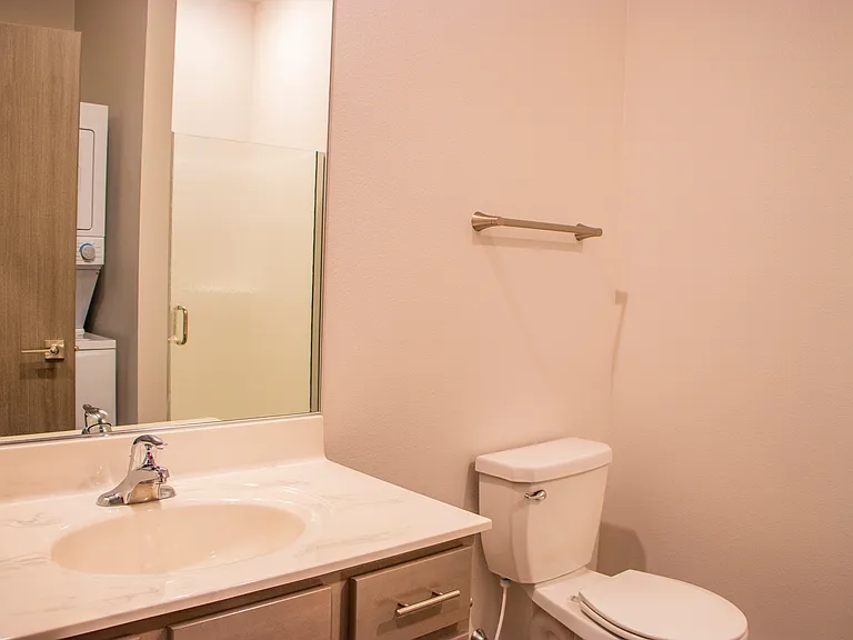 Helen Park — Photo 14